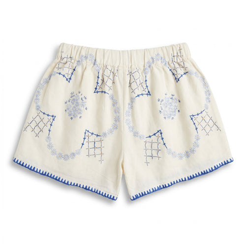 Shorts Cobalto DELAMIA — vista posteriore del ricamo geometrico blu su lino avorio